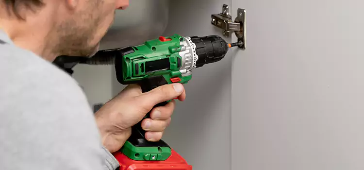 Commercial Door Hinge Repair Arbutus