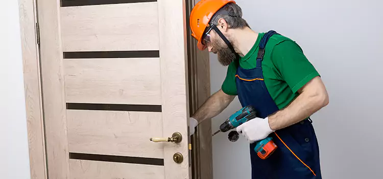 Replace Internal Door Handle with Lock Arbutus